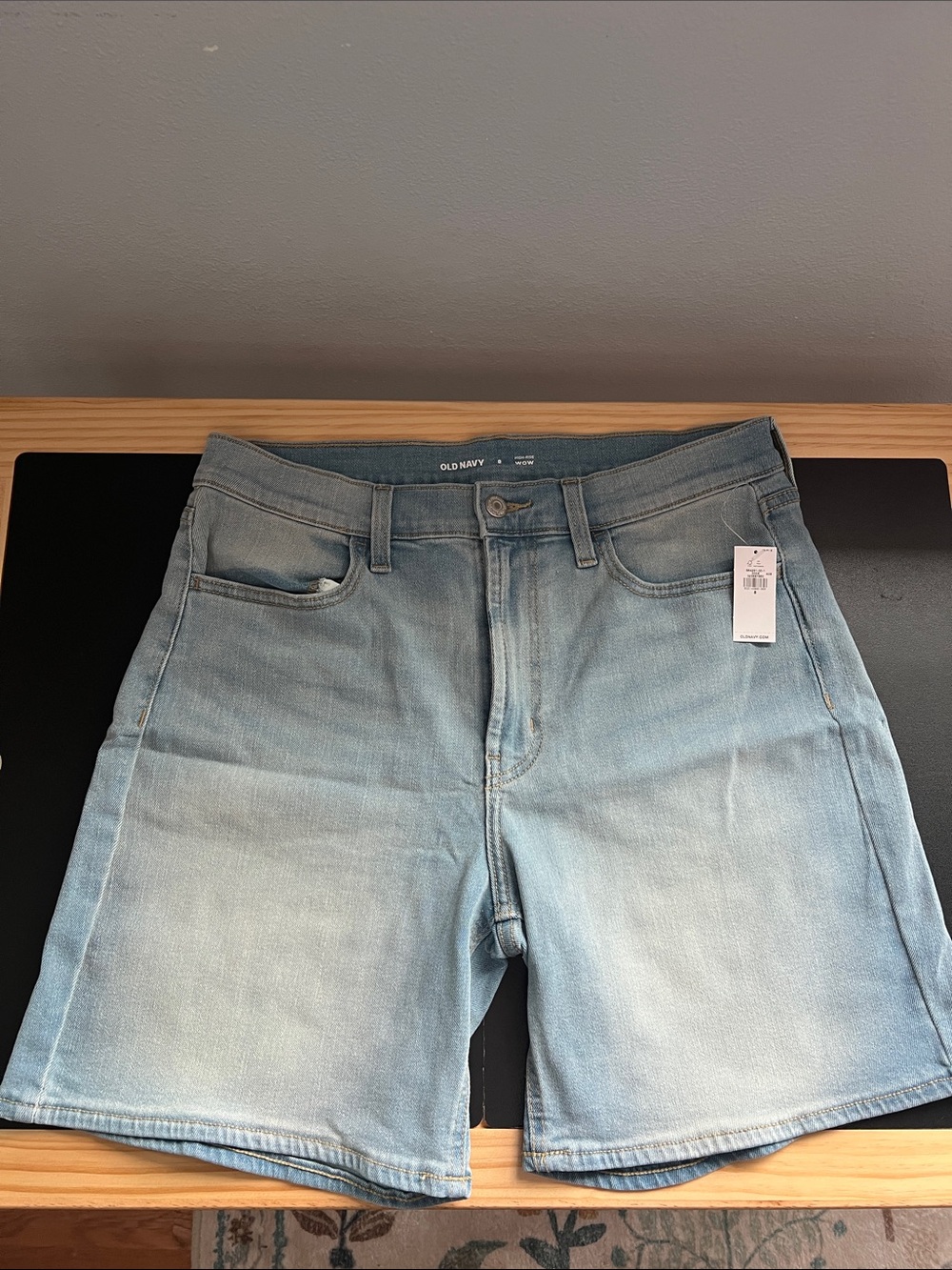 Old Navy Light Wash Denim Women’s Shorts